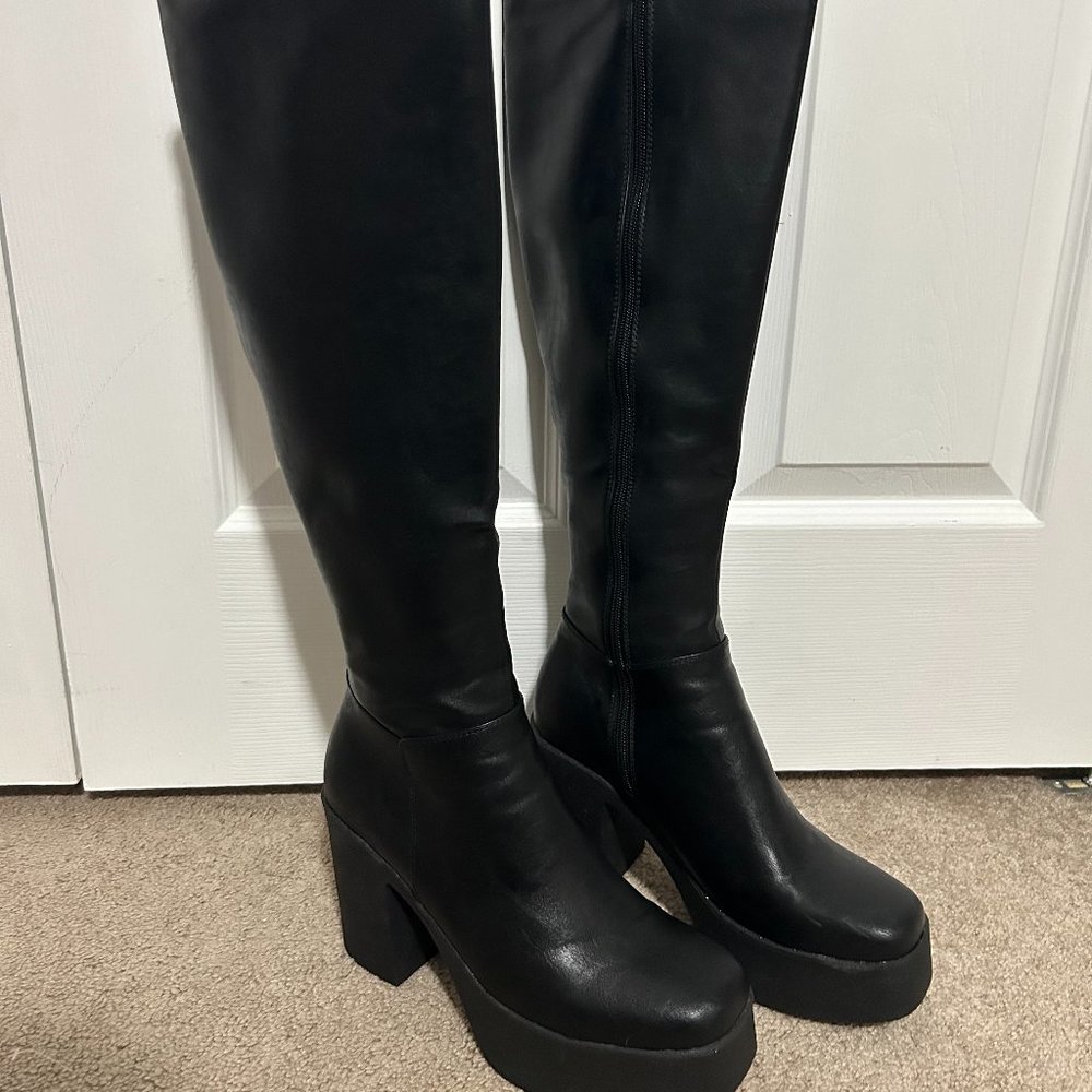 La Moda Platform Knee High Boots